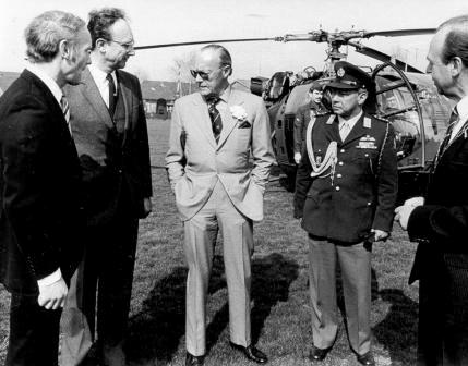 1983 Prins B. met Helikopter 10