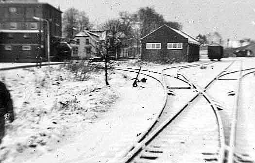 Cooperatie 11 station in sneeuw