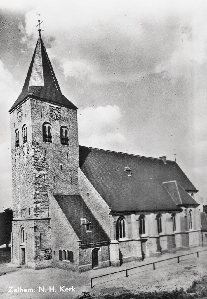 33 210 Kerk 1951