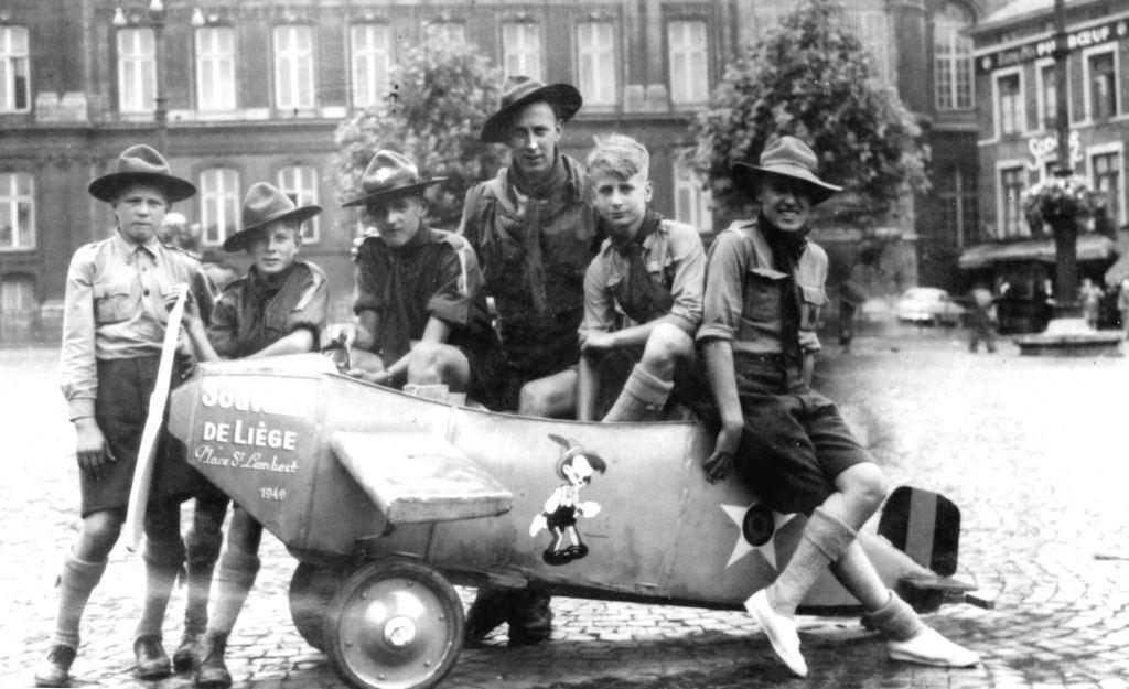 Zomerkamp 1949 De Sperwer patrouile in Leige. bewerking. jpg