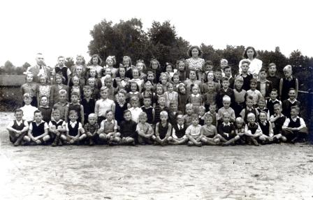1949 3 ca. schoolfoto OBS Halle