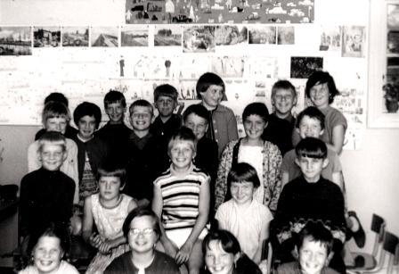 1967 juni klas 3en 4 Dorpsschool hs 0086