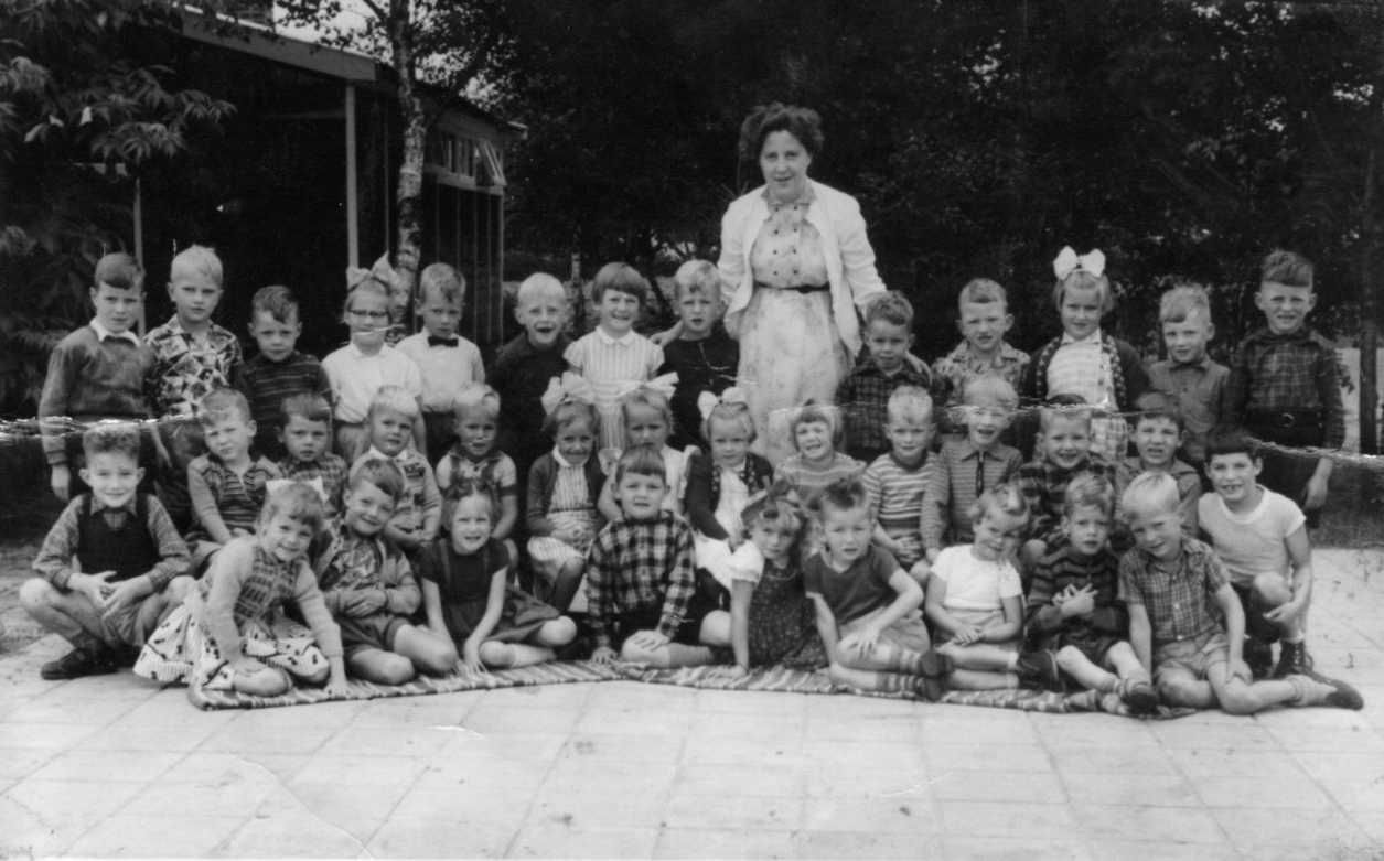 1958 Kleuterschool BetsyOp