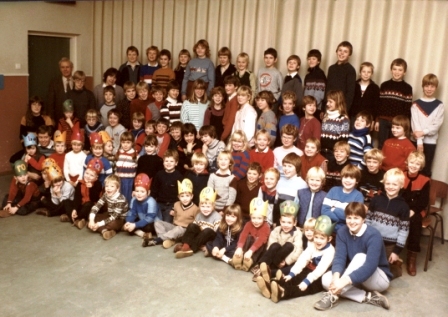 1984 bij 10 jarig bestaan kleuterschool 