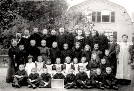 1905 1 ca. School Halle Nijman. Eef Oosterink