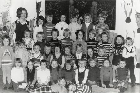15 1972 277 kleuterschool foto Kamphuis van Weeghel