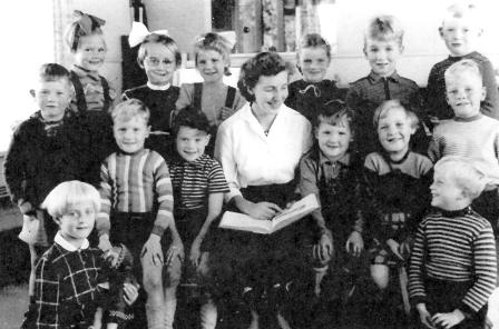 1957 58 Kleuterschool Pr. Marijke 