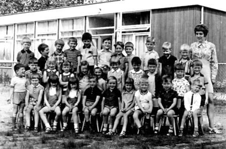 1970 ca. Empennest kleuterschool 