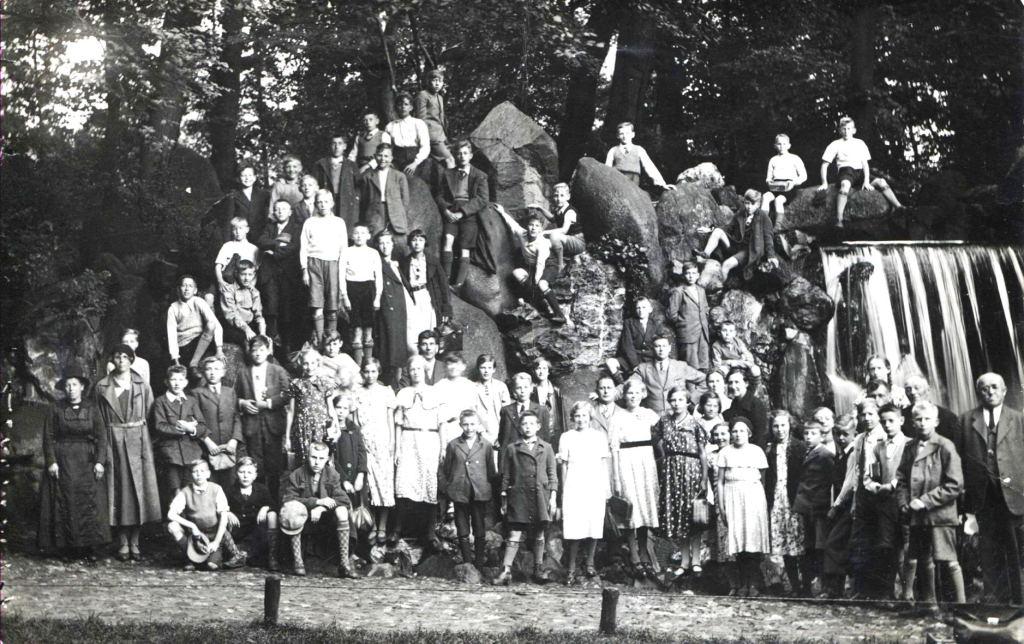 1937 ca. Schoolreis Arnhem foto J. Boersma 