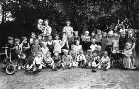 1939 ca. Kleuterschool foto Sylvia Looman Jansen