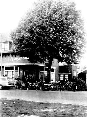 10 Fietsen bij Lunchroom Erna en Louise 